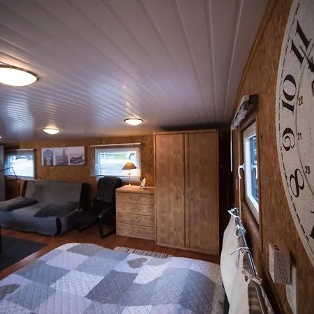 Πανσιόν Peniche Graziella